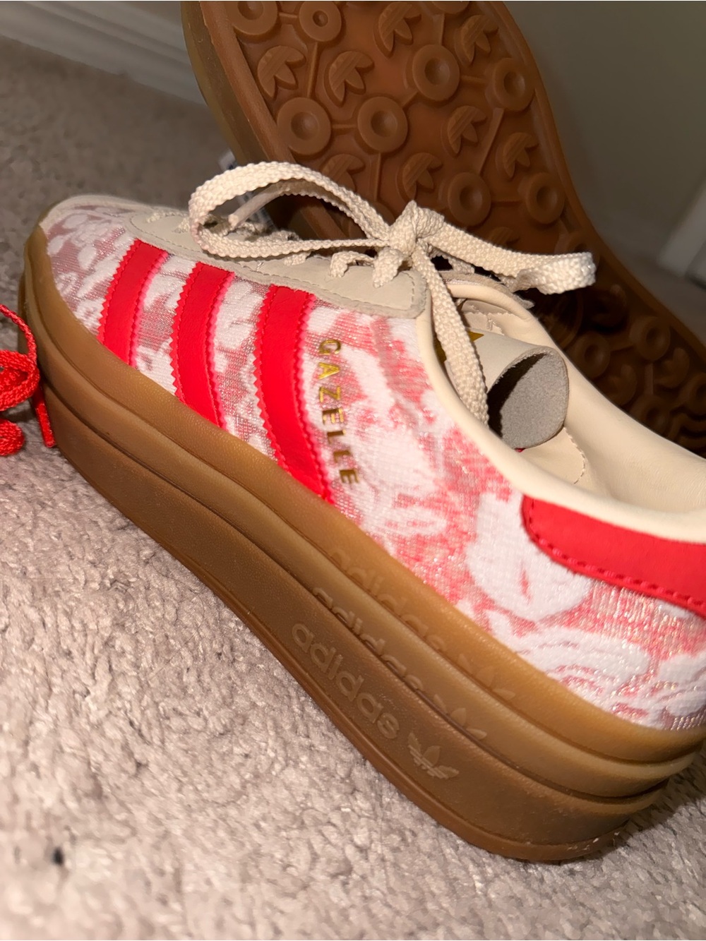 Adidas Cream & Red Patterned Low-Top Sneakers Liberty London Gazelle - Picture 9 of 9